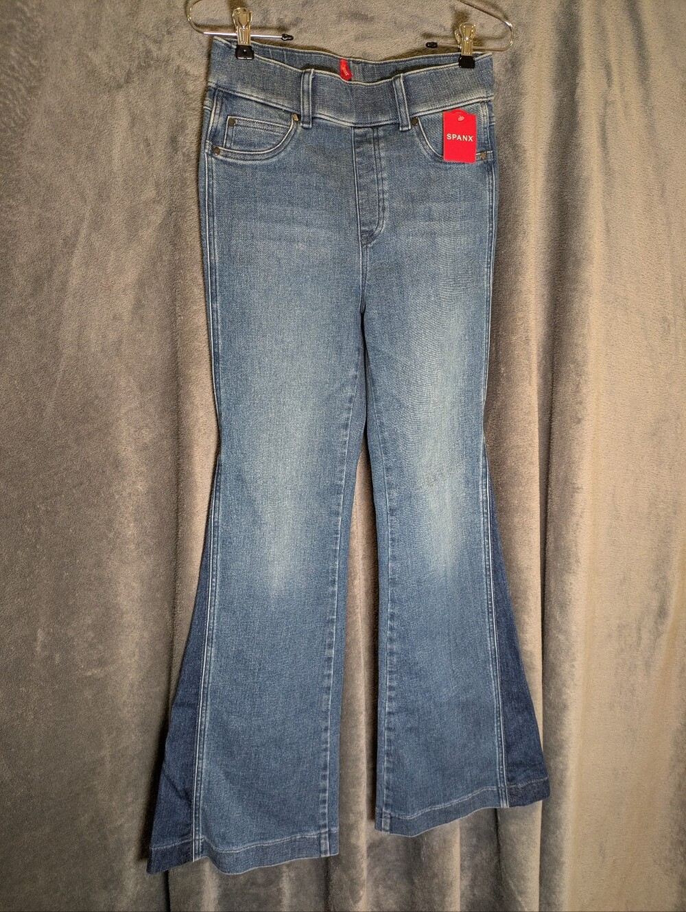 NWT SPANX Pull On Flare Jeans S Small 32 Inseam Contrast Tuxedo Side Panel